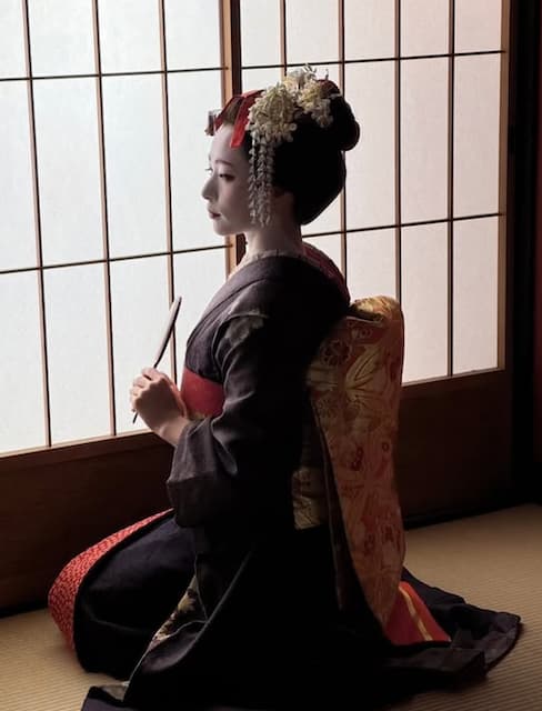 桜井日奈子が舞妓に！？ファンから「色っぽい」「和服も似合うなぁ」などコメント殺到！