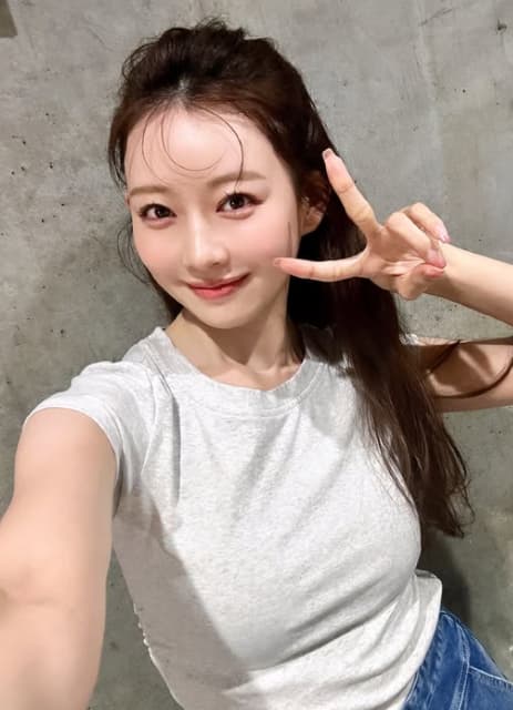 私服にウキウキで可愛すぎ！渡辺美優紀の最新ショット「最高」「大好き」と話題に！