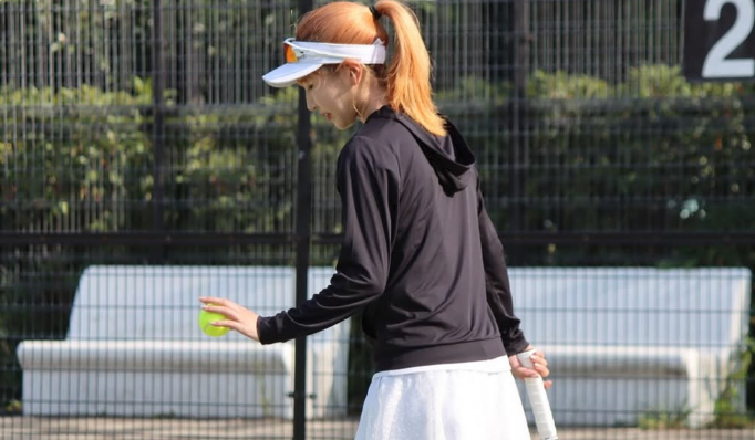 「ペントハウス！」プロテニス美女、練り上げた英語力と共に