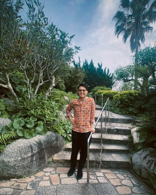 イケメン長男が有名パパそっくりの写真を公開！なのに見た目はベトナム人⁉︎