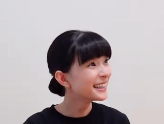 女優・芳根京子、パンダコパンダの世界に入り込む