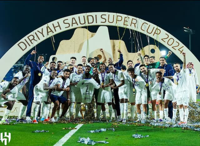 ネイマールがアルヒラル優勝を祝福