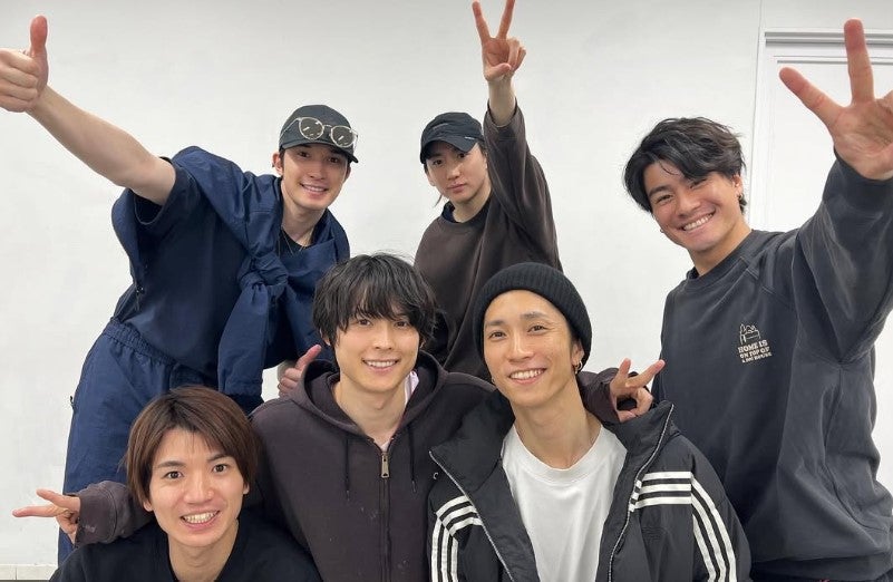 SixTONES 公式写真オフショット 6人集合まとめ 【公式通販】