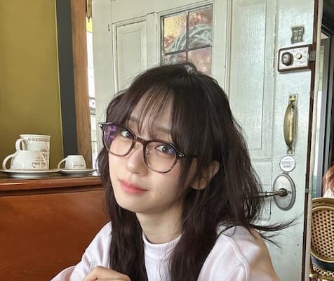 「お腹に穴開けたままラジオやったり海外行ったりしてた」伊織もえが凄まじいプロ意識をシェア