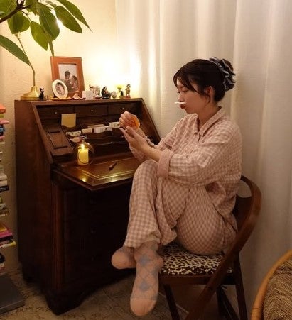 「28歳1日目から幸せでした」華金カップル・りこが1年ぶりに個人チャンネルを更新