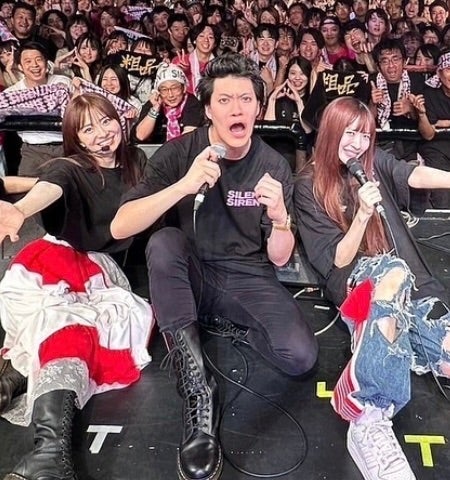 「最強にカッコよかった」粗品 あのガールズバンドとの”対バン”