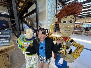 「我々はピクサー本社に潜入しました！」あの人気タレントの喜びすぎている報告が話題に