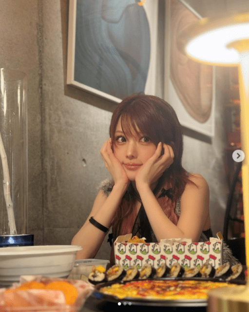 「激カワ」笑顔でパシャリの田中れいなに絶賛コメ続々！