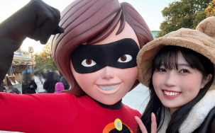 「最強コンビ感がすごい！」西田汐里、ディズニーでの“友情ショット”にファンほっこり