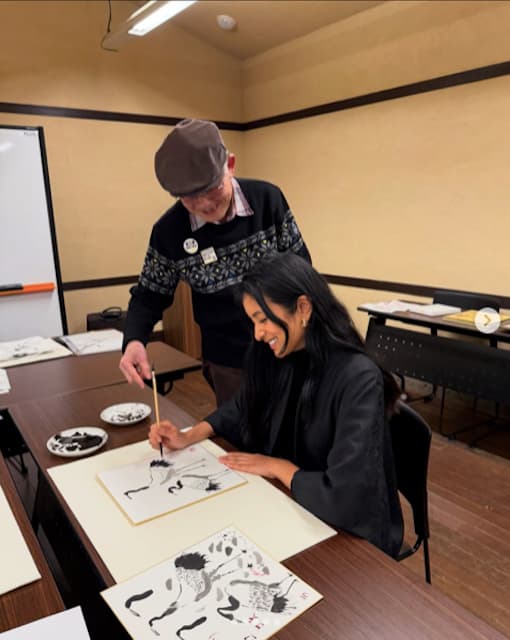 ローラが水墨画を体験「水墨画は、人生と一緒。一度書き始めたら戻れないんだよ」