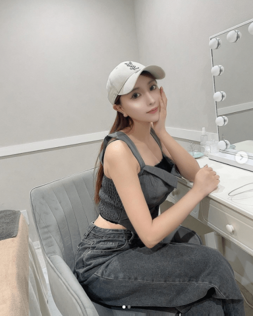 グラドル森咲智美「お腹チラ見え胸元あらわ」ショット公開にファン悶絶⁉