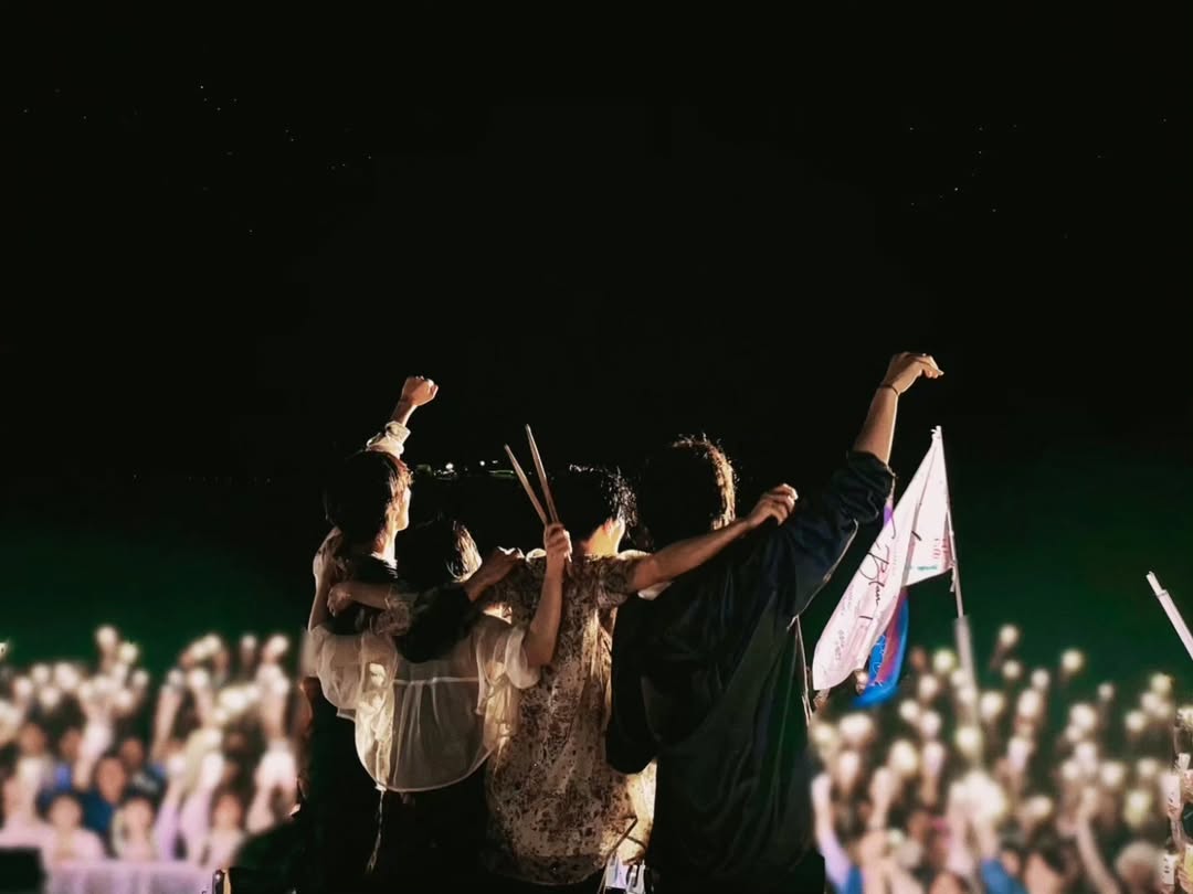 町田啓太が注目作「グラスハート」の配信開始を報告！