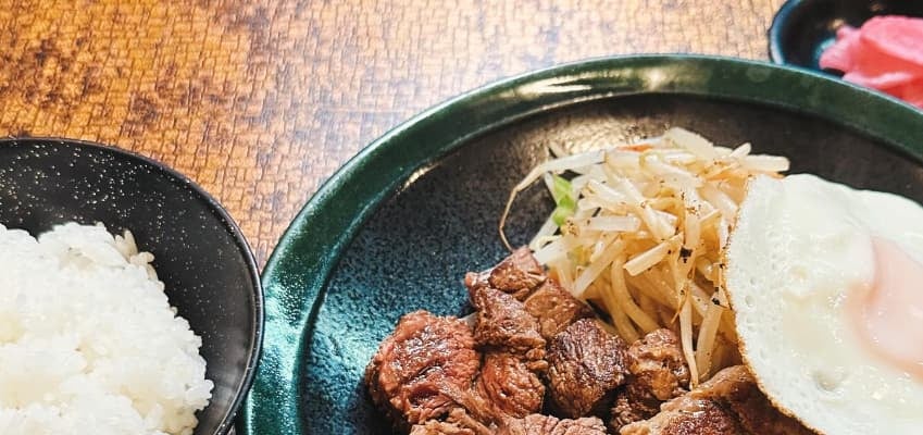 「目の保養……」有吉弘行、お肉とご飯のおいしそうな写真がを公開！