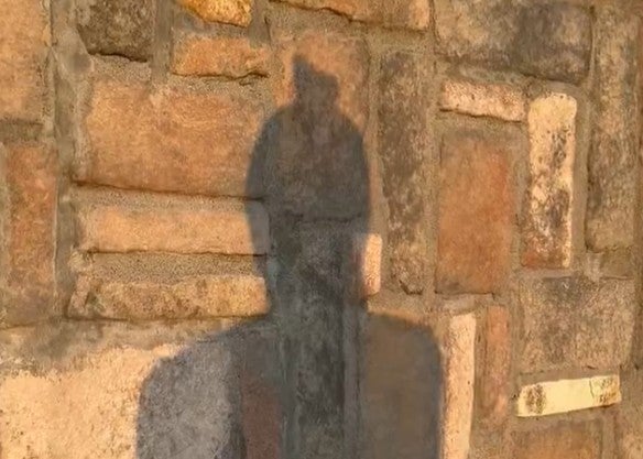 シルエットの正体にびっくり！タレント・清水みさとのかわいすぎる夫婦の日常