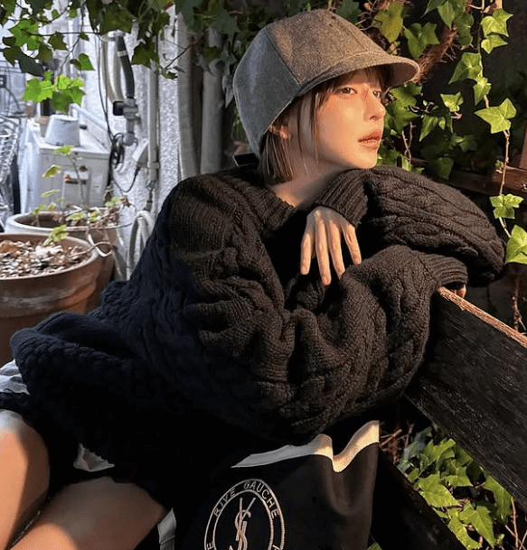 「スタイル良過ぎ！」ミリオンフォロワーの海外人気モデル、”大阪LOVE・ショット”のフォトムービーにファンメロメロ「超絶可愛い…」