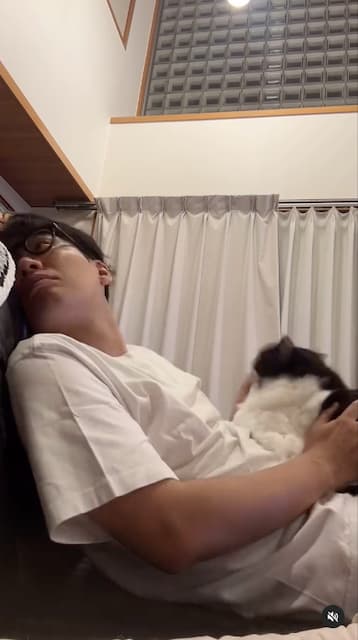 ミキ・亜生の風呂上がりまったり動画にファンほっこり