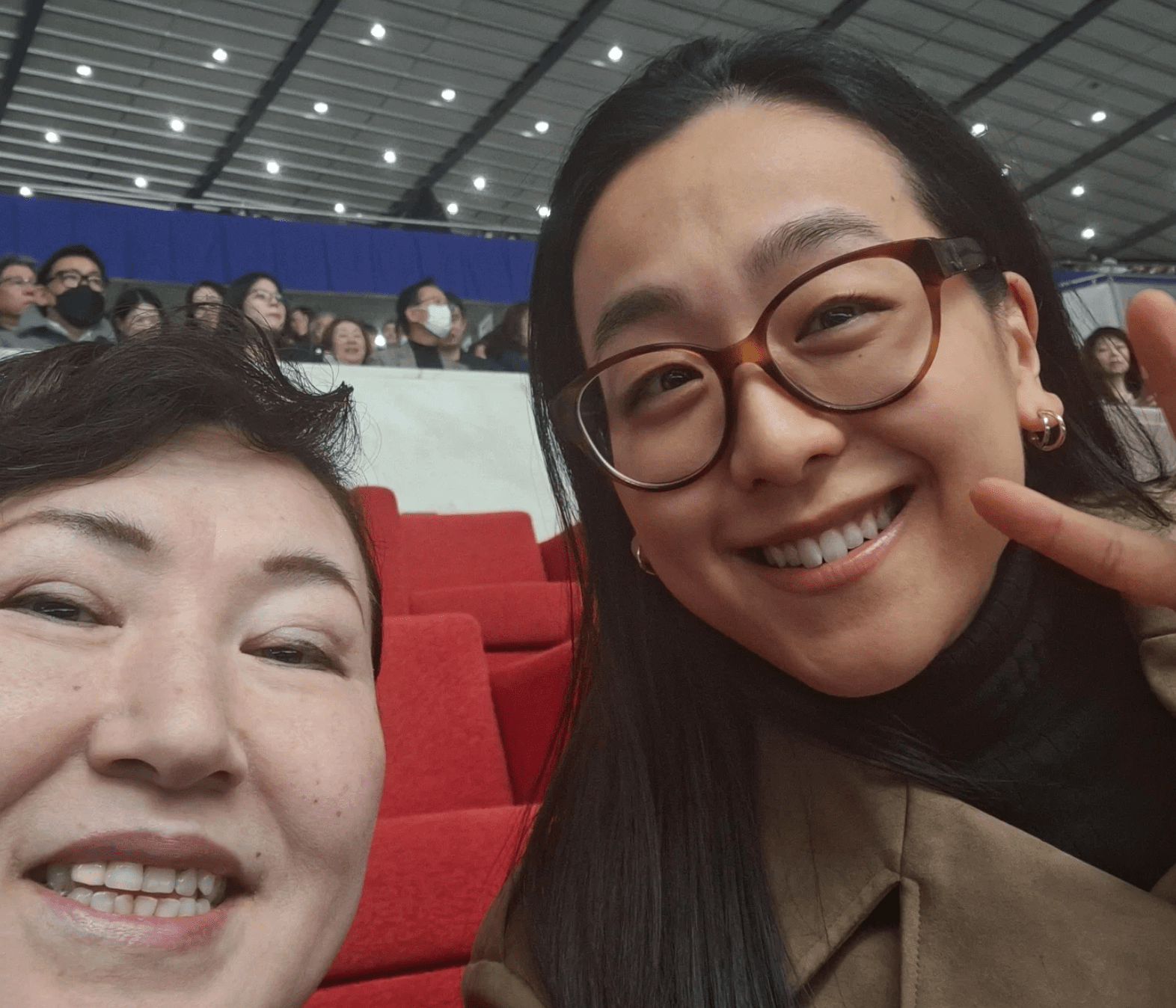 フィギュアスケート界のレジェンドが揃って観戦！？豪華ツーショットが話題に！