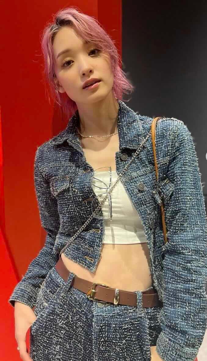 「もはや二次元」剛力彩芽のセクシーな私服にファンから反響