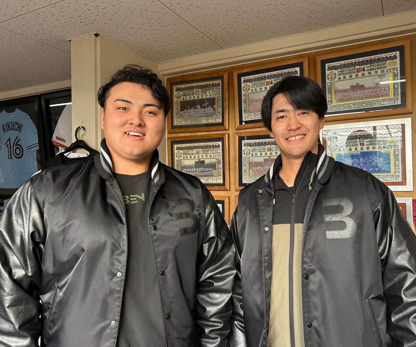 佐々木 麟太郎が高校の先輩であるジャイアンツ・西館勇陽と対面！