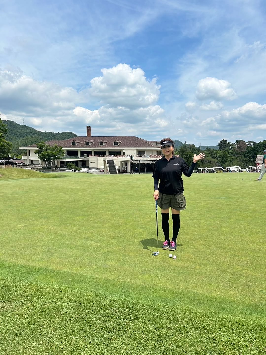 練習グリーンがギネス認定！？〇〇、世界一のゴルフ場でプレーショットを満喫