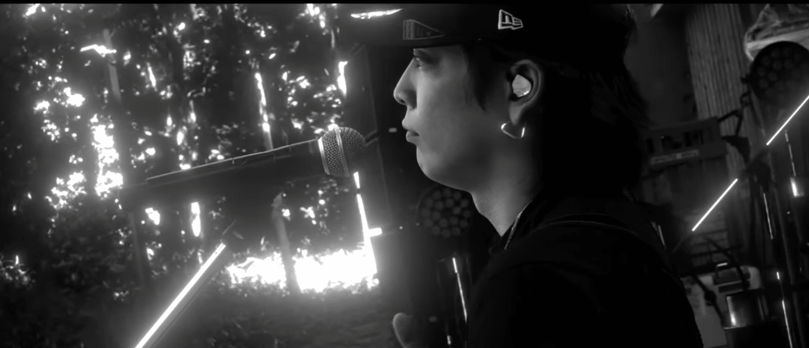 優里が自身初のアリーナツアーを前にムービーを公開「みんなアリーナツアー遊びきてな」