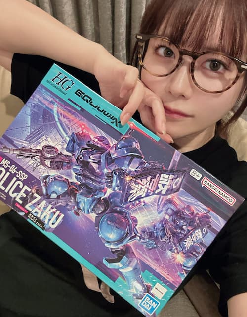 「まだジークアクスも完成してないのに！！」東雲うみが趣味のガンプラを披露！