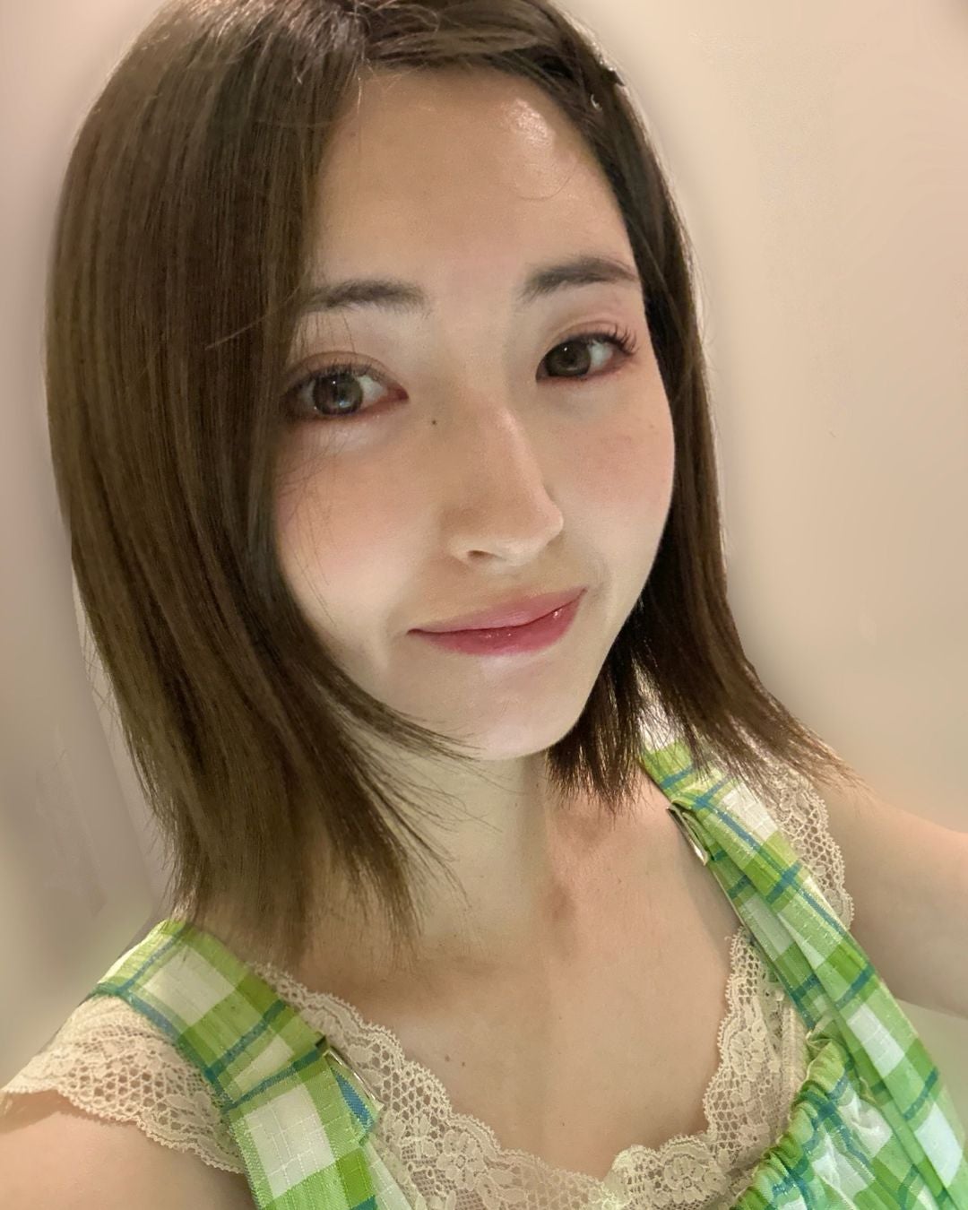 「肌がめっちゃ綺麗」井上小百合、夏らしい爽やかな最新ショットを公開！