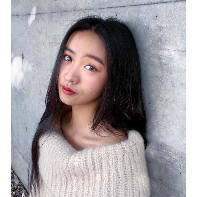 キムタク娘・koki が肩出し白ニット姿を披露💕