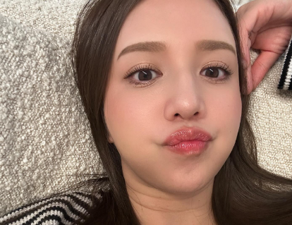 「おやすみ顔が可愛すぎる…」丸高愛実、子どもの入学を見届けた後の“ふぅショット”が話題に