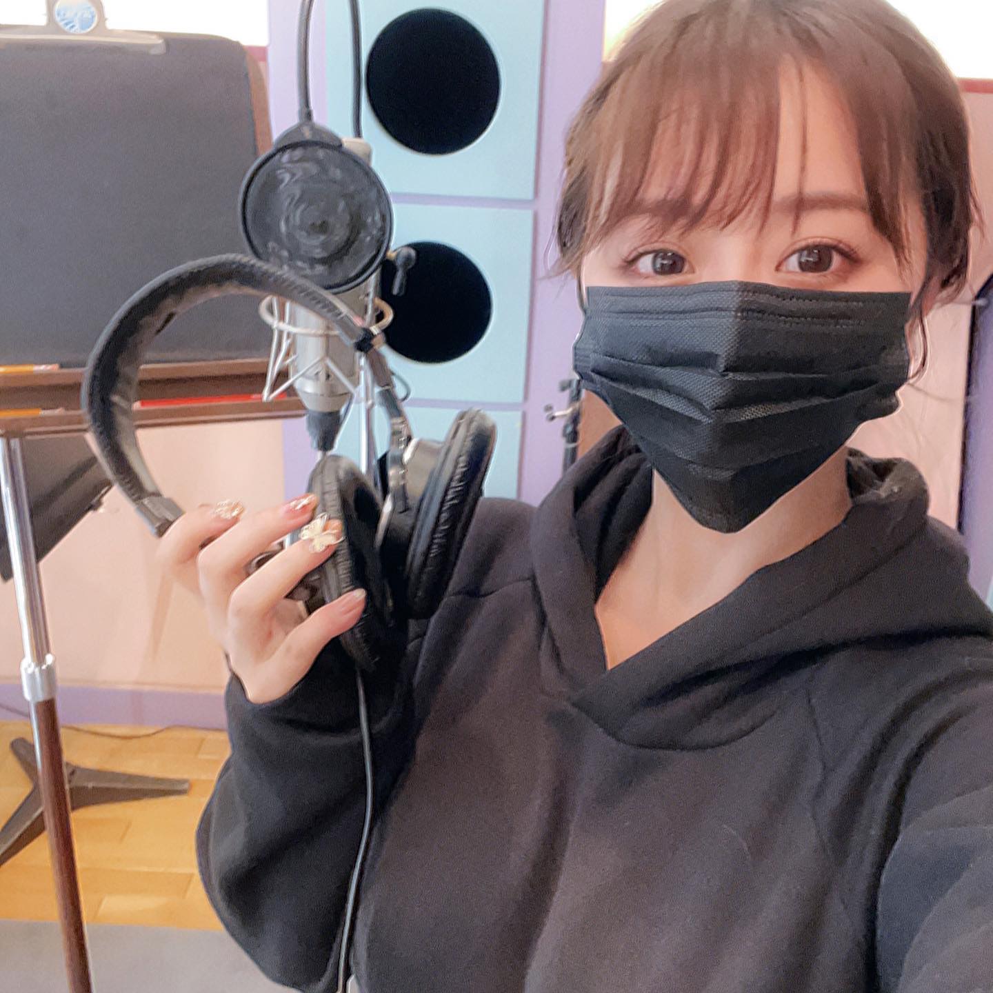 ラフな格好も可愛い😍 美人声優・井口裕香が夏にミニアルバム！