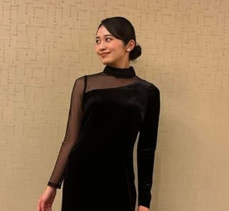 ラグビーついに開幕！浅野杏奈がリーグワンの開幕前メディアカンファレンスにて司会を務める