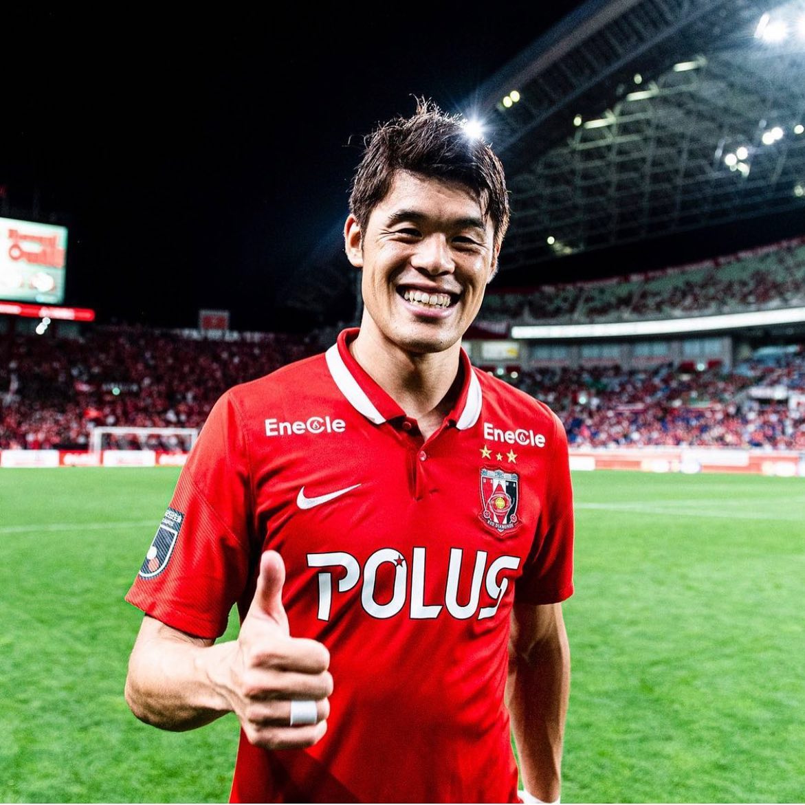 浦和・酒井宏樹がファンへ勝利を報告🎉準決勝進出で「勝ち続けましょう！」