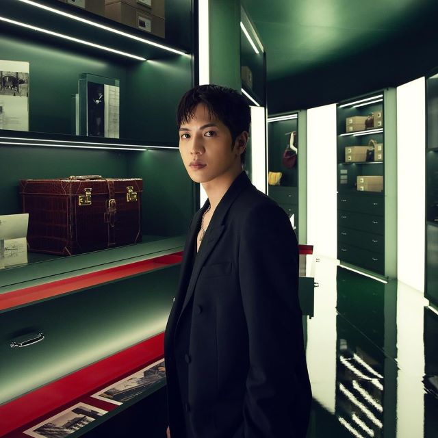 志尊淳「爆イケ前髪」ショットにファンもキュンキュン！