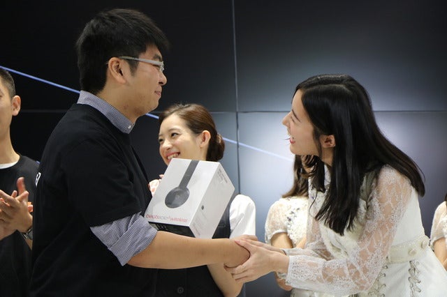 auのiPhone7発売記念イベントにSKE48の5人が登壇（2016年9月16日）撮影：山本有莉