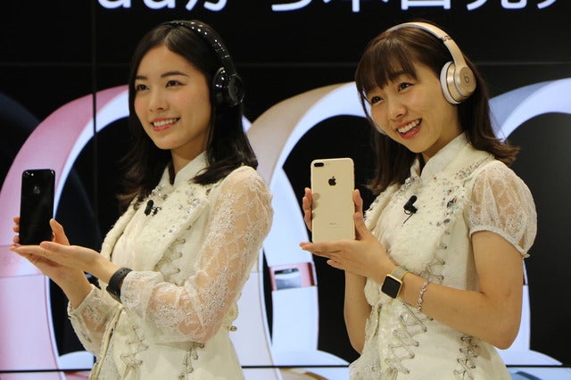 auのiPhone7発売記念イベントにSKE48の5人が登壇（2016年9月16日）撮影：山本有莉