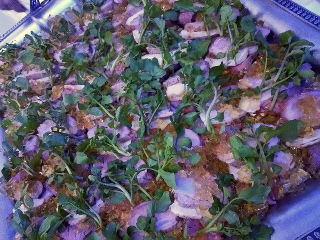 ローストチキン、ローストビーフ、鴨ロースト撮影＝山口和幸