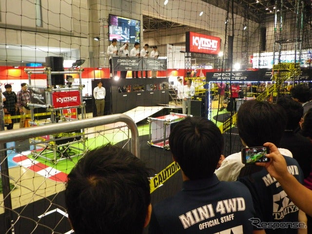 京商(第56回全日本模型ホビーショー、9月23日)〈撮影 高木啓〉