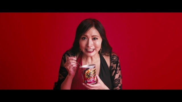 美女が辛さに悶える姿に萌える「辛萌動画」第2弾公開