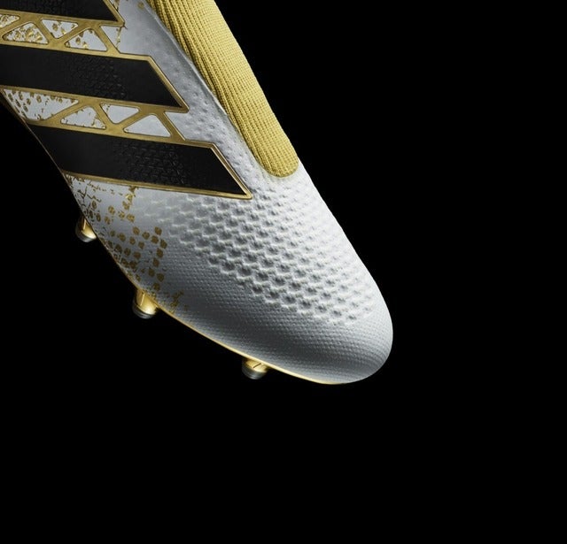 アディダス、UEFAチャンピオンズリーグ着用モデル「ステラーパック」