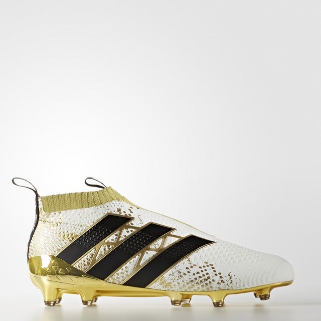 アディダス、UEFAチャンピオンズリーグ着用モデル「ステラーパック」