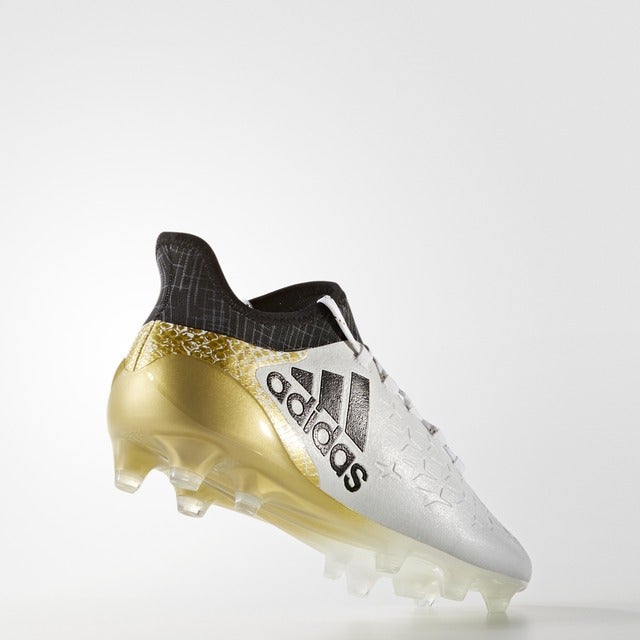 アディダス、UEFAチャンピオンズリーグ着用モデル「ステラーパック」