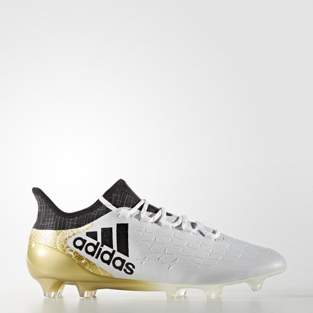 アディダス、UEFAチャンピオンズリーグ着用モデル「ステラーパック」