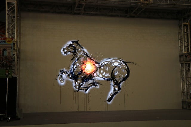 【動画】墨絵と映像のコラボレーション！墨絵士が凱旋門賞に挑むマカヒキを描く撮影：山本有莉