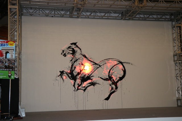 凱旋門賞Live Paint～墨絵士×透明人間～（2016年9月27日）撮影：山本有莉