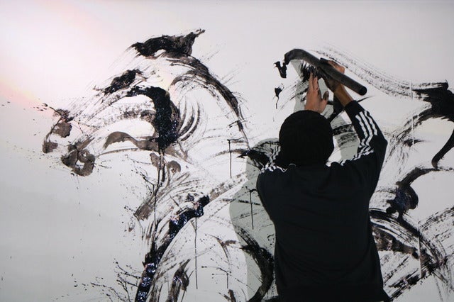 凱旋門賞Live Paint～墨絵士×透明人間～（2016年9月27日）撮影：山本有莉