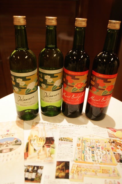 くまモン、熊本ワインをPR…子どもだからお酒は飲めない撮影：山口和幸