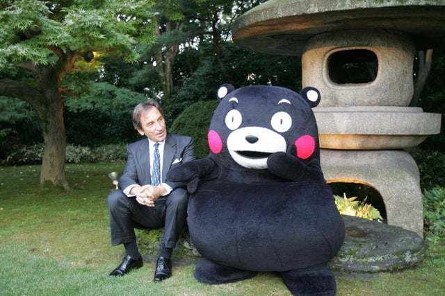 【動画】くまモン、ダンスをフランス大使公邸で披露…しかもフランス語バージョン撮影:山口和幸