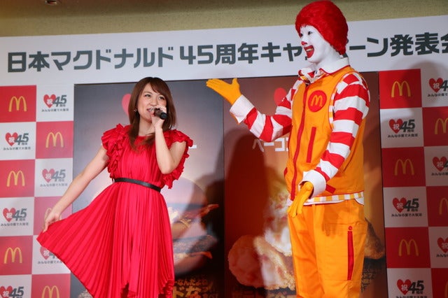 たかみな「1日1個は食べたいです」…テキサスバーガー復活に大興奮撮影：山本有莉