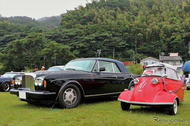 ベントレー コンチネンタル(左）、メッサーシュミット KR200(右)《撮影 内田千鶴子》