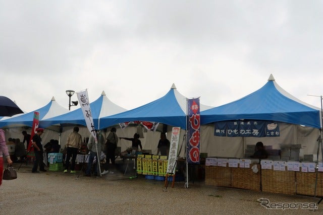 ながはま特設市《撮影 内田千鶴子》